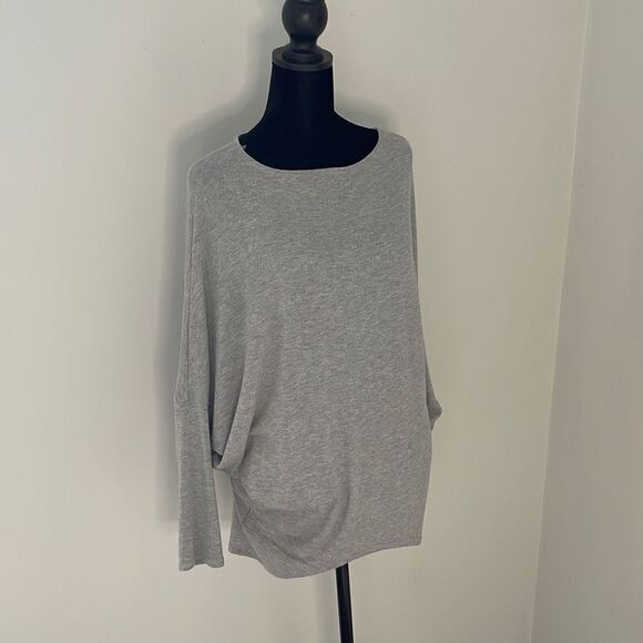 ALYA  Women’s Sweater. Size Medium. Gray - Picture 1 of 6